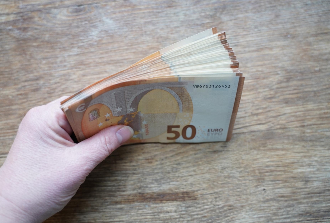 Oszustwo telefoniczne – kobieta  z powiatu zawierciańskiego traci 45 tysięcy złotych